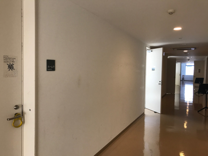 施設受付（フロント）