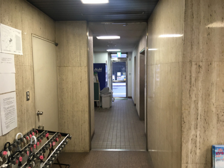 施設受付（フロント）