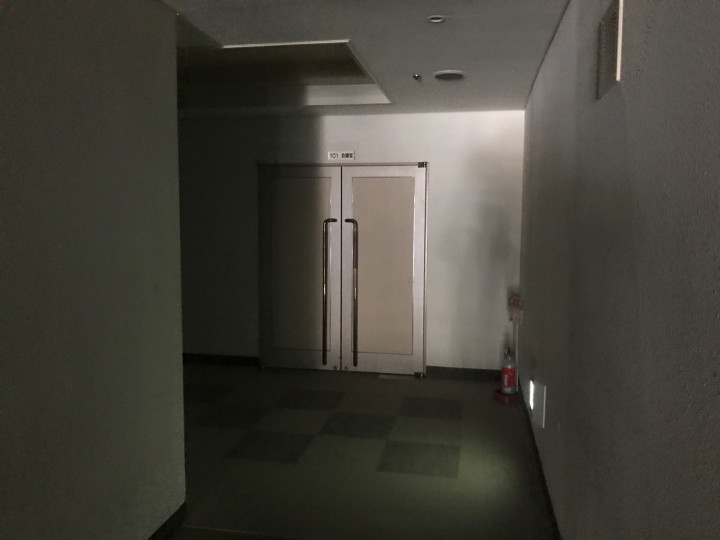 施設受付（フロント）